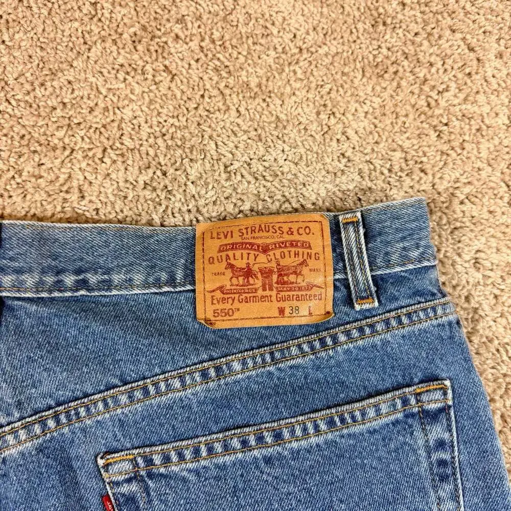 Levis 550 Relaxed Fit Denim Jean Shorts Mens‎ 38 Medium Wash Cotton EUC